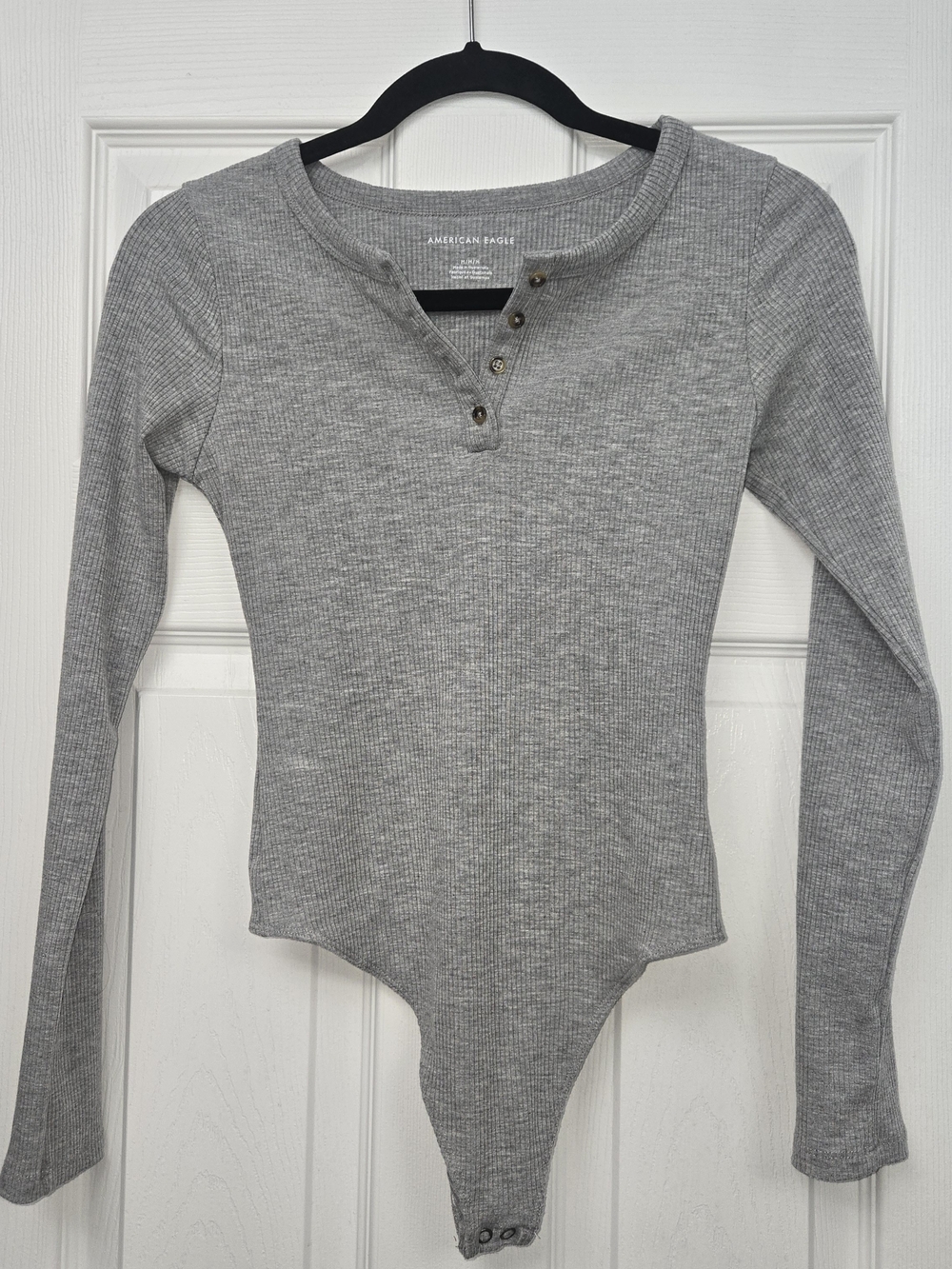 American Eagle Outfitters Gray Ribbed Long-Sleeve Henley Bodysuit Medium
